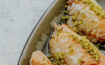 Rezept: Şöbiyet (Baklava mit Grießpudding)