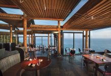 Köstliches von der Küste in Kalifornien im Restaurant Sierra Mar in den Klippen von Big Sur