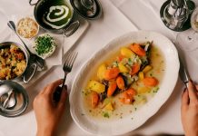 Von hungrigen Offizieren bis zur Lieblingsspeise des Kaisers Franz Joseph – Wenn Wien, dann Tafelspitz oder Vier Restaurants und die perfekte Zubereitung