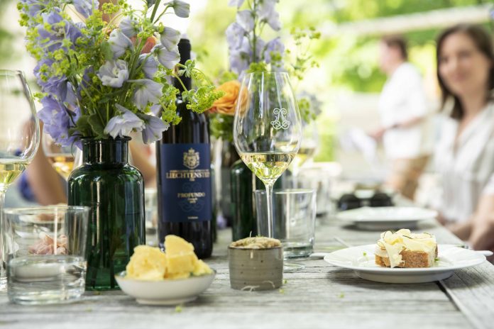 Verkostung in der Hofkellerei / im Weingut Liechtenstein im Gartenpalais in der Fürstengasse 1, im 9. Bezirk von Wien. © Liechtenstein Gruppe AG