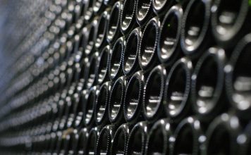 Eine wertvolle Weinsammlung wird versteigert – Tolles aus Tiflis oder Das Ende der Sammlung von Iosseb Bessarionis dse Dschughaschwili