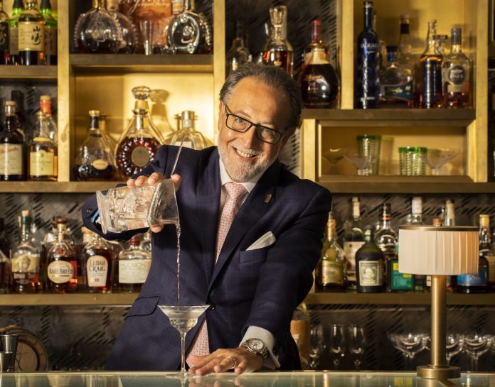 Salvatore Calabrese in seinem Element. © Rocco Forte Hotels, BU: Jean Camus